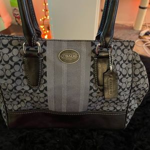 Beautiful Coach hand bag- never used